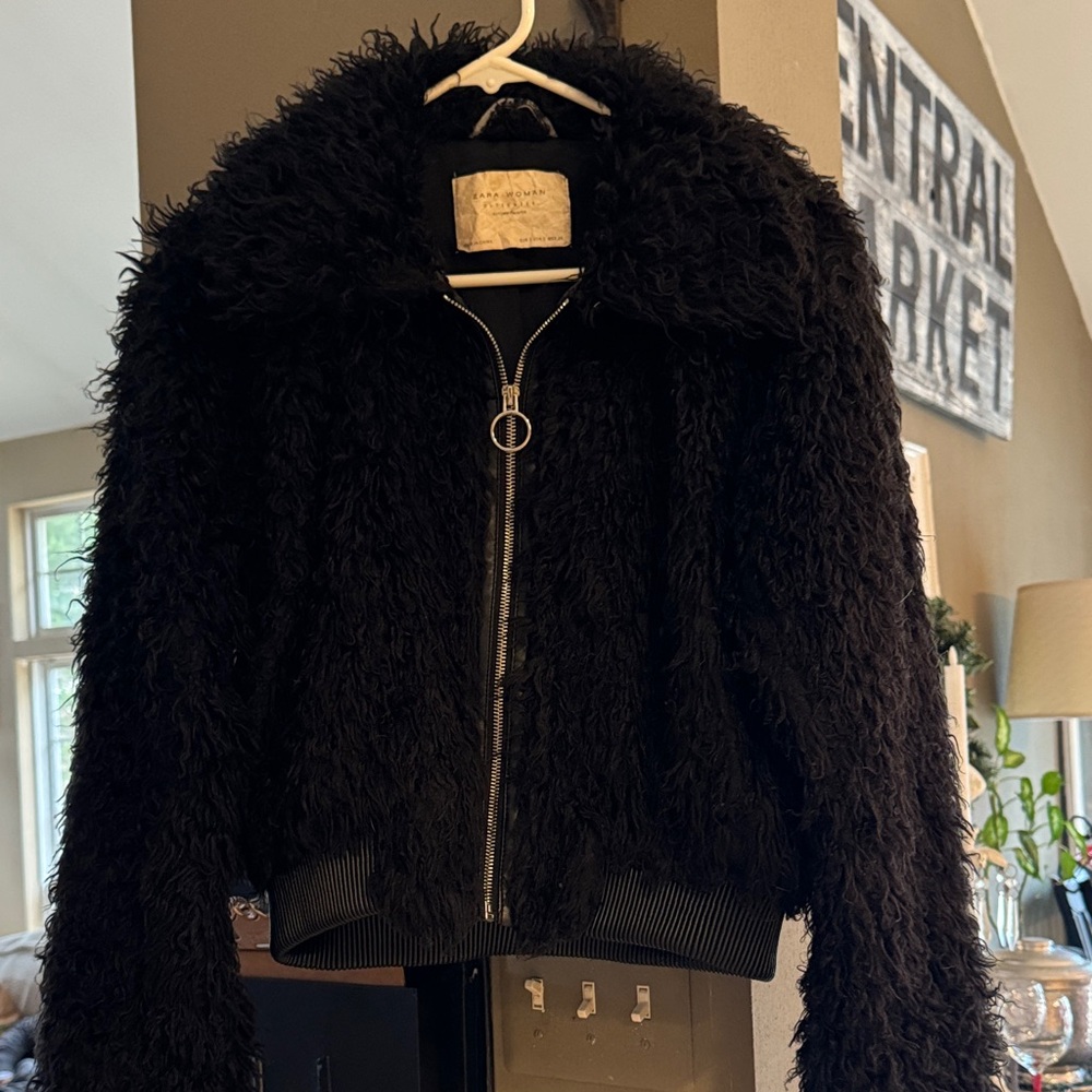 Zara Black Teddy Jacket - Picture 1 of 4